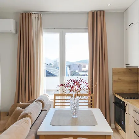D&e Cozy * טיראנה